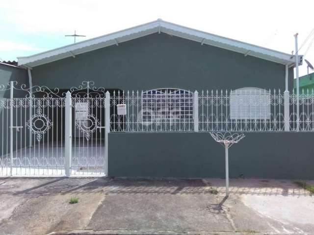 Casa com 3 quartos à venda na Rua Pedro de Azevedo, 207, Jardim Santa Esmeralda, Hortolândia, 165 m2 por R$ 490.000