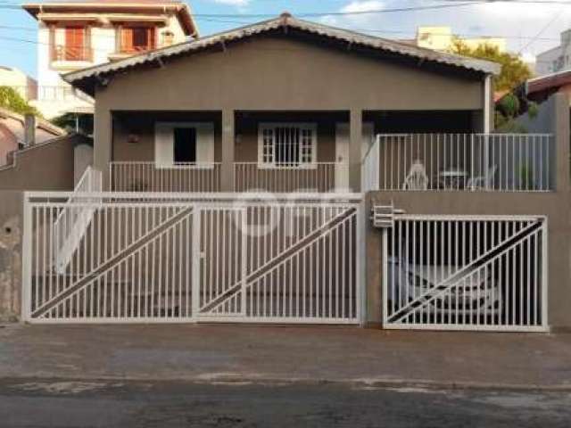 Casa com 3 quartos à venda na Lucas Pereira de Castro, 78, Vila Aurocan, Campinas, 150 m2 por R$ 580.000