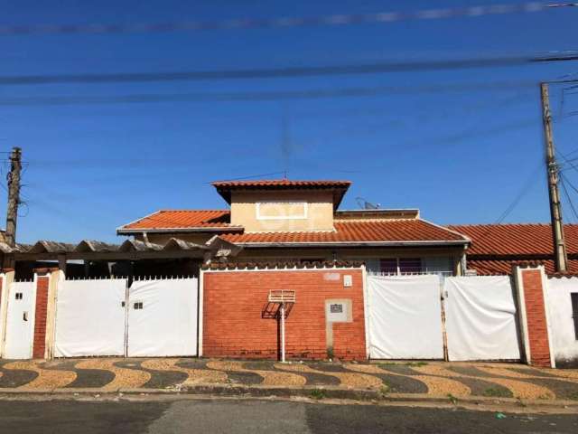 Casa com 4 quartos à venda na Doutor Rafael Sampaio Vidal, 310, Vila Paraíso, Campinas, 204 m2 por R$ 477.000