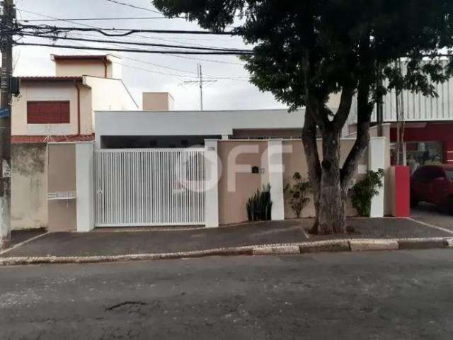 Casa com 3 quartos à venda na Rua Pascoal Notte, 611, Parque Taquaral, Campinas, 181 m2 por R$ 1.100.000