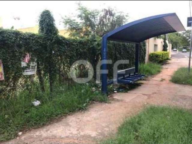 Terreno comercial à venda na Avenida Diogo Álvares, 974, Parque São Quirino, Campinas por R$ 500.000