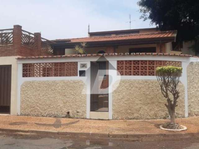 Casa com 4 quartos à venda na Vila Miguel Vicente Cury, Campinas , 192 m2 por R$ 460.000