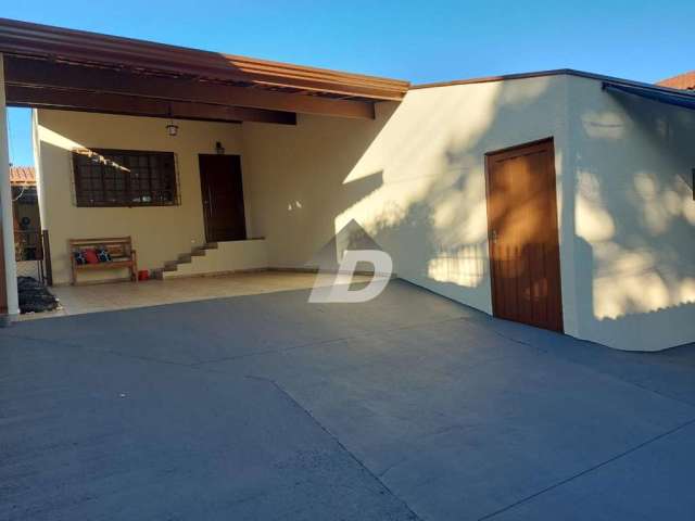 Casa com 3 quartos à venda na Dario Pompeu de Camargo, 457, Taquaral, Campinas, 230 m2 por R$ 890.000