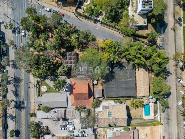 Lote de 2.739,00m² no Bairro Santa Amélia