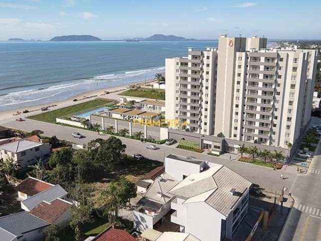 Apartamento 2 quartos, pé na areia - Itapoá SC