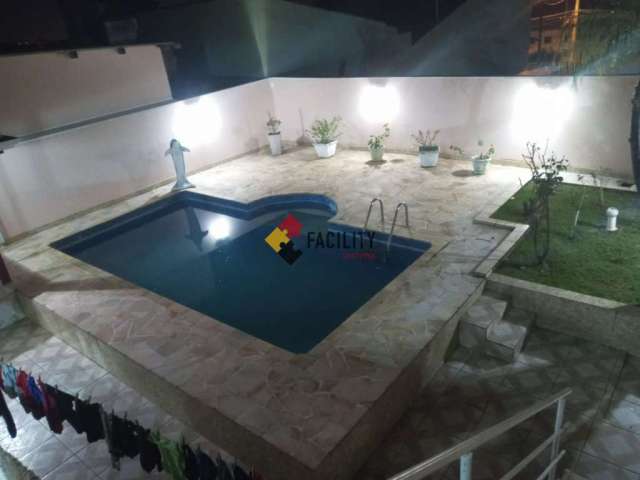 Casa com 3 quartos à venda na Rua Thereza Biondi Pereira, 355, Parque Jambeiro, Campinas, 252 m2 por R$ 800.000