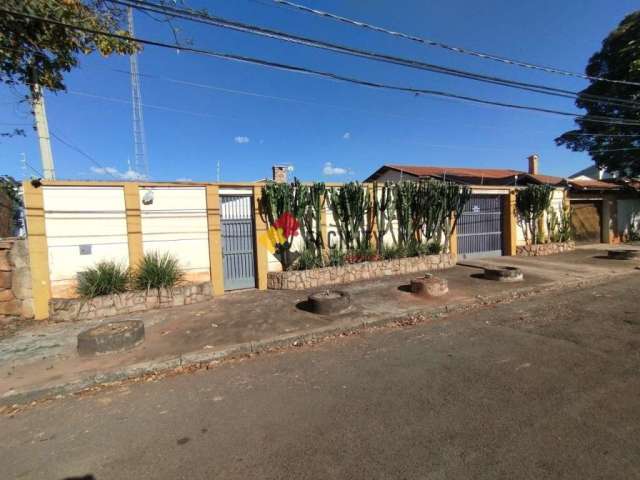 Casa com 5 quartos à venda na Rua Fernão Lopes, 509, Parque Taquaral, Campinas, 400 m2 por R$ 2.400.000