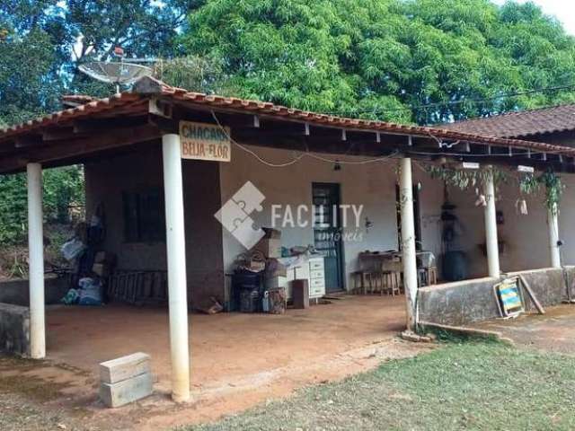 Chácara / sítio com 2 quartos à venda na Estrada Canaã, 7, Zona Rural, Ouro Fino, 100 m2 por R$ 450.000