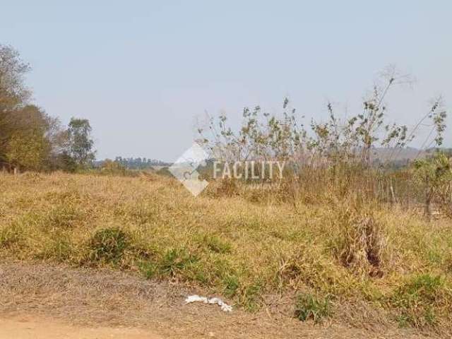 Terreno à venda na Estrada Caneleiras ao bairro Congonhas ( Condomínio Nossa Senhora de Fátima)a, 12, Congonhas, Jacutinga por R$ 80.000