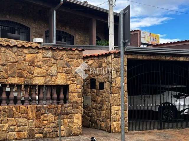 Casa com 3 quartos à venda na Rua Marquês de Abrantes, 42, Jardim Santa Genebra, Campinas, 259 m2 por R$ 800.000