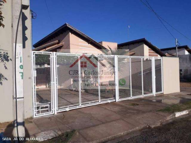 Casa em Condomínio para Venda em Cuiabá, CONDOMÍNIO RESIDENCIAL SÃO JOSÉ, 3 dormitórios, 1 suíte, 2 banheiros, 2 vagas