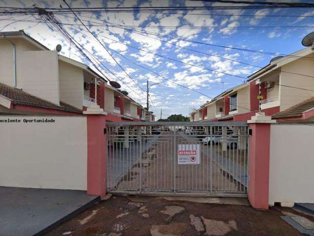 Casa em Condomínio para Venda em Várzea Grande, Jardim Aeroporto, 3 dormitórios, 1 suíte, 3 banheiros, 2 vagas