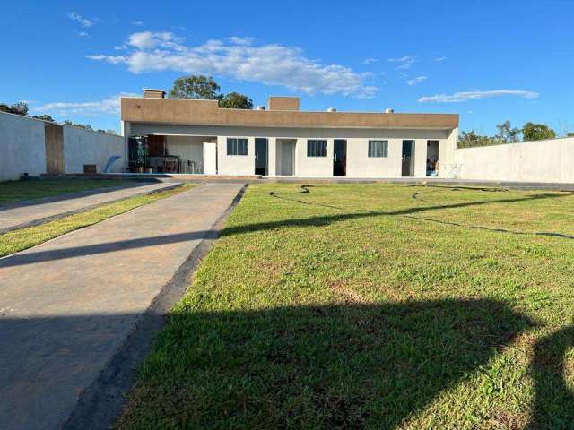 Casa em Condomínio para Venda em Chapada dos Guimarães, CONDOMÍNIO PONTAL DO MANSO, 3 dormitórios, 1 suíte, 2 banheiros, 4 vagas