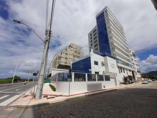 Apartamento amplo, 3 dormitórios, frente mar, no gravatá, navegantes!