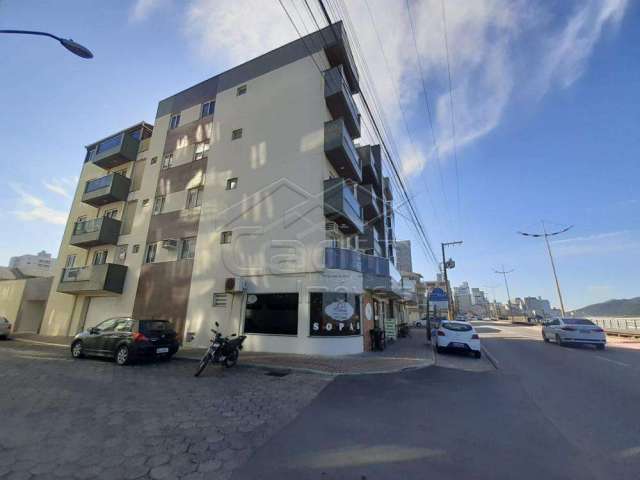 Apartamento para alugar, r$ 2.500,00 bairro gravatá navegantes/sc.