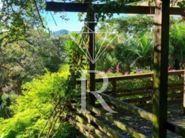 Casa com 3 quartos à venda no Lagoa da Conceição, Florianópolis  por R$ 1.400.000