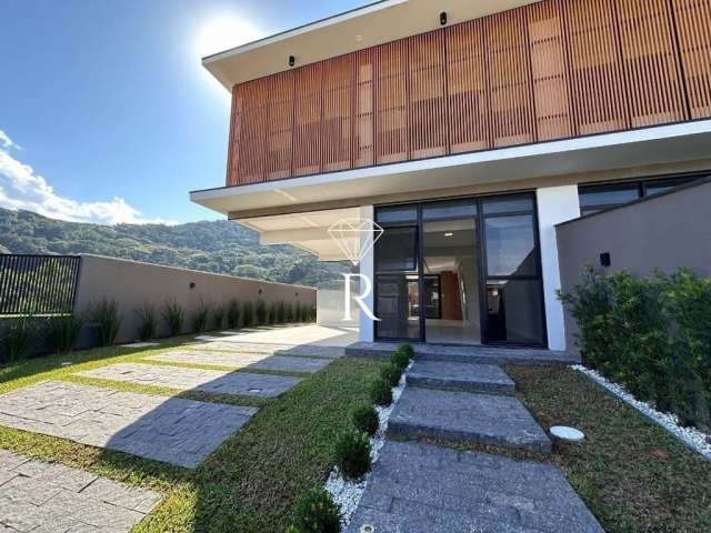 Casa em condomínio fechado com 3 quartos para alugar no Rio Tavares, Florianópolis  por R$ 11.600