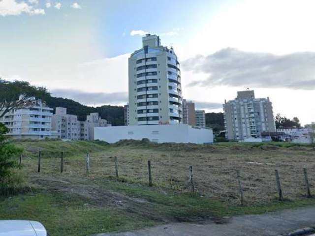 Terreno à venda na Trindade, Florianópolis  por R$ 22.000.000