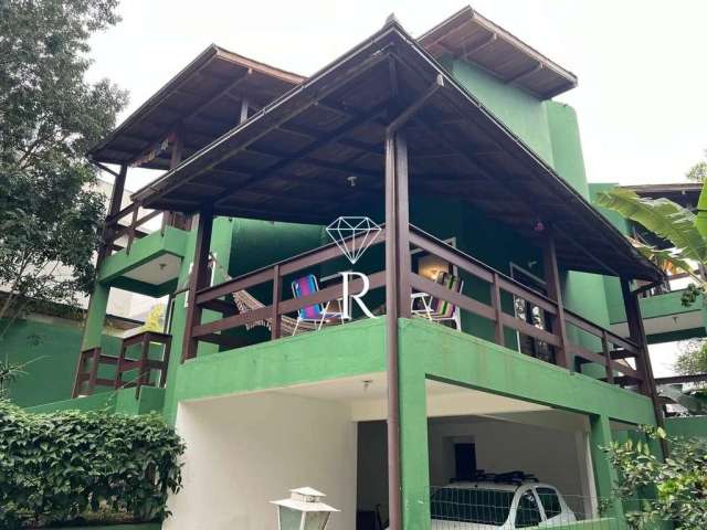 Casa em condomínio fechado com 4 quartos para alugar no Campeche, Florianópolis  por R$ 9.200