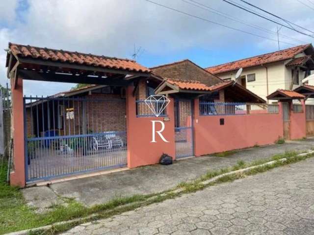 Casa com 4 quartos à venda na Barra da Lagoa, Florianópolis  por R$ 1.390.000