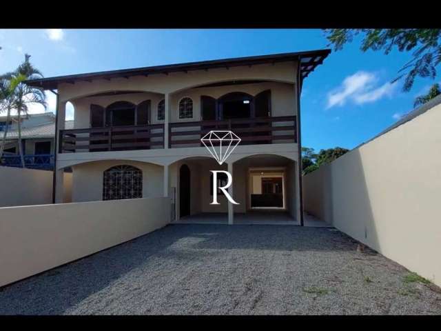 Casa com 3 quartos para alugar no Morro das Pedras, Florianópolis  por R$ 6.800