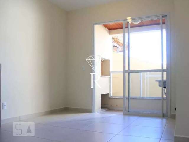 Apartamento com 2 quartos para alugar no Carvoeira, Florianópolis  por R$ 3.600