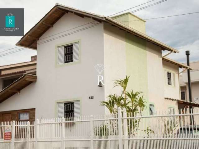 Casa com 4 quartos à venda no Carianos, Florianópolis  por R$ 1.350.000