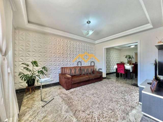 Sobrado com 3 dormitórios à venda, 204 m² por R$ 1.200.000,00 - Fazendinha - Curitiba/PR