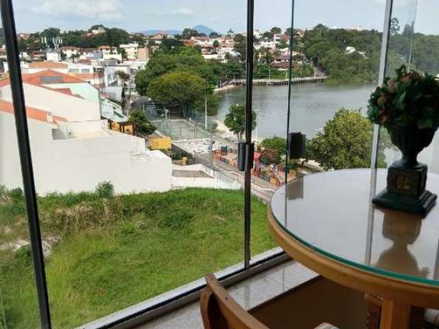 Apartamento de cobertura à venda de 5 quartos (2 suítes) com 2 vagas de garagem no Bom Abrigo, Florianópolis