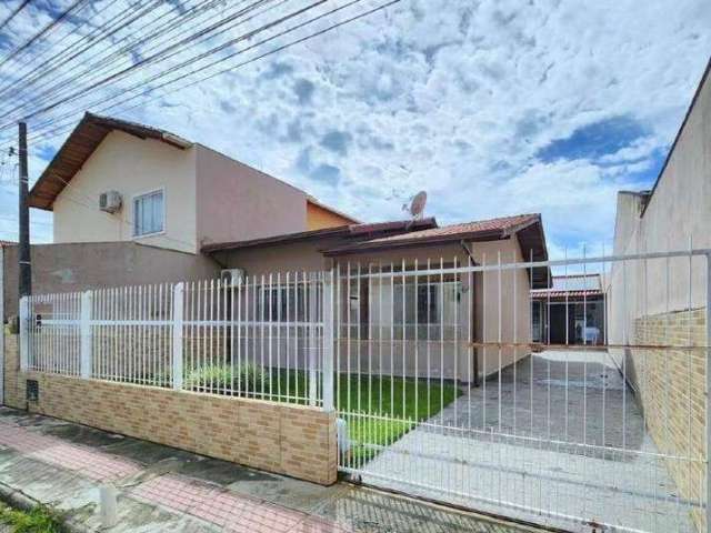 Casa para venda de 2 dormitórios com piscina, área gourmet e 3 vagas de garagem em São José, Ceniro Martins