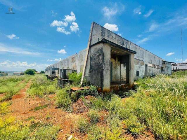 Terreno à venda em Ibiporã, Parque Industrial Castelo Branco, com 8600 m²