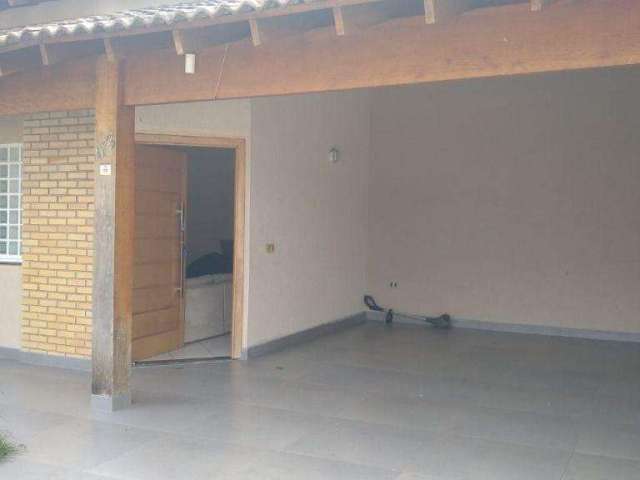 Casa à venda em Londrina, Jardim Tarumã, com 3 quartos, com 156 m²