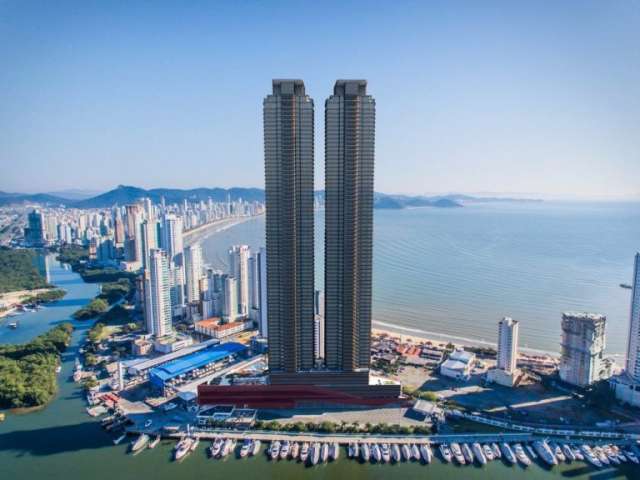 Apartamento! 4 suítes e 4 vagas! Pédio mais alto do Brasil!