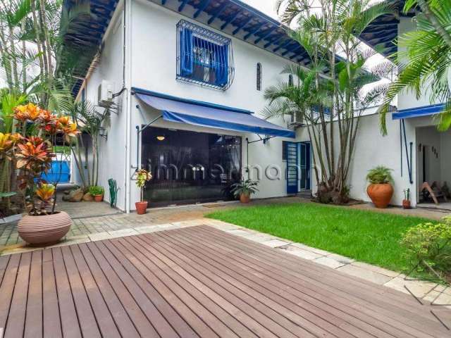 Casa com 4 quartos à venda na Rua Antônio de Gouveia Giudice, --, Alto de Pinheiros, São Paulo, 480 m2 por R$ 3.800.000