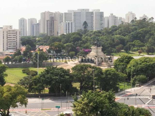 Apartamento com 3 quartos à venda na Rua Mariano Procópio, --, Vila Monumento, São Paulo, 198 m2 por R$ 900.000