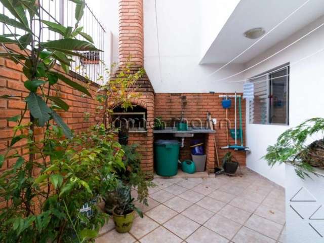 Casa com 3 quartos à venda na Rua Guapiaçu, --, Planalto Paulista, São Paulo, 244 m2 por R$ 1.900.000