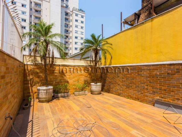 Casa com 3 quartos à venda na Rua Aimberê, --, Sumaré, São Paulo, 198 m2 por R$ 2.350.000