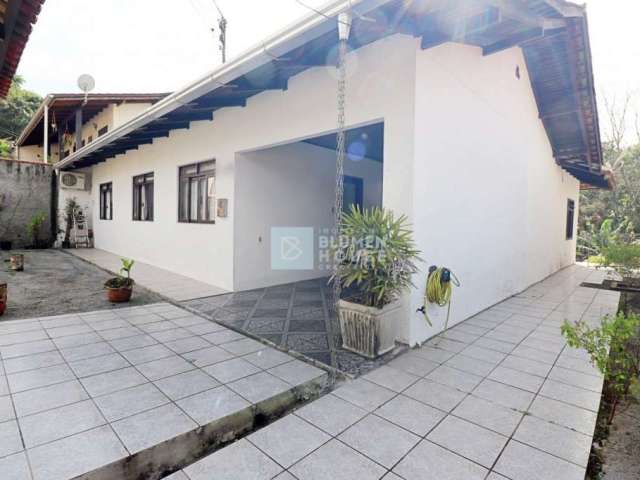 Casa com 4 quartos à venda no Badenfurt, Blumenau , 200 m2 por R$ 560.000