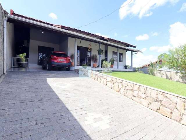 Casa com 3 quartos à venda na Rua Hildo Kasulke, 224, Fortaleza Alta, Blumenau por R$ 695.000