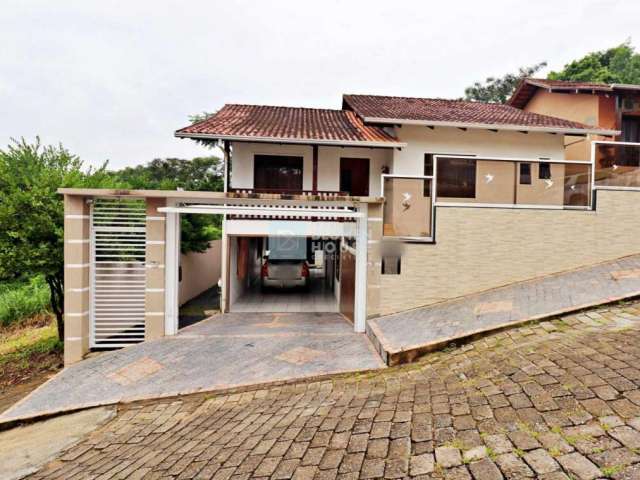 Casa com 3 quartos à venda em Água Verde, Blumenau , 256 m2 por R$ 800.000