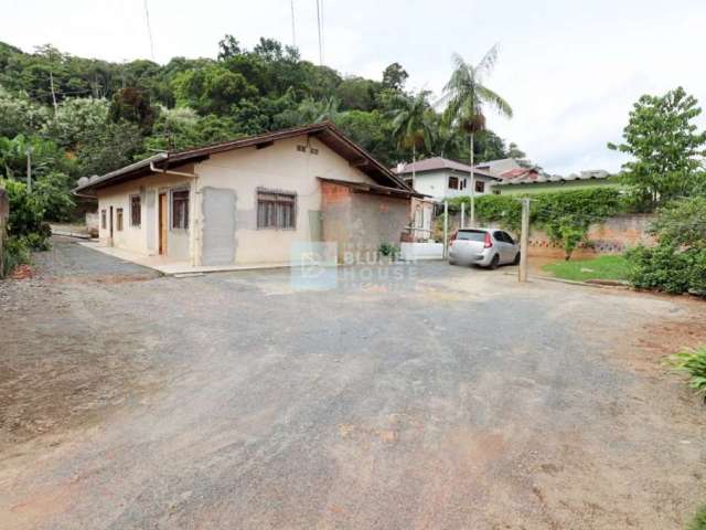 Terreno à venda no Tribess, Blumenau  por R$ 600.000