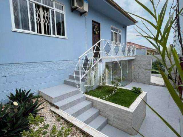 Casa com 3 dormitórios à venda, 114 m² por R$ 1.270.000,00 - Barreiros - São José/SC