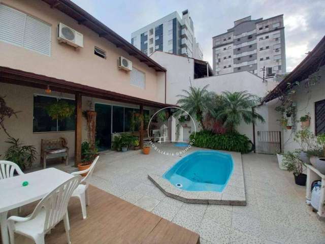 Casa à venda, 131 m² por R$ 1.060.000,00 - Barreiros - São José/SC