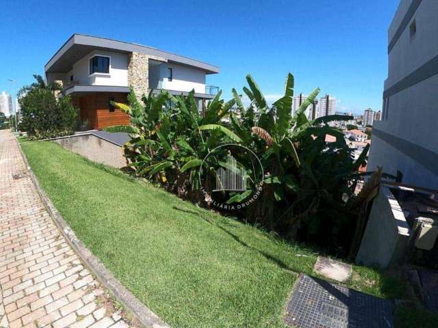 Terreno à venda, 355 m² por R$ 1.200.000,00 - Estreito - Florianópolis/SC