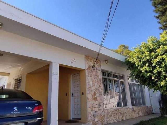 Casa com 4 dormitórios à venda, 200 m² por R$ 835.000 - Parolin - Curitiba/PR