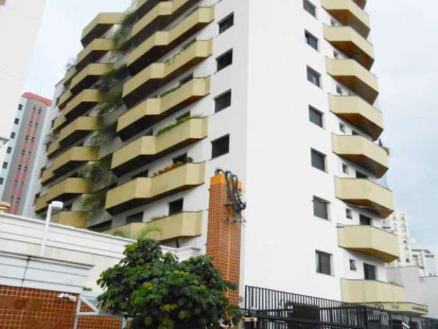 Vendo apartamento com 154 m² de área útil, 4 dormitórios, 2 vagas e depósito com 10 m² na Vila Bastos em Santo André/SP