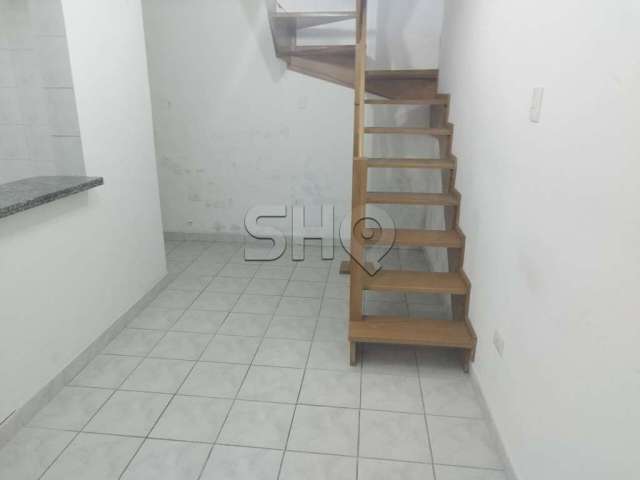 Casa com 4 quartos à venda na Rua Viveiros de Castro, 136, Jardim São Paulo (Zona Norte), São Paulo por R$ 695.000