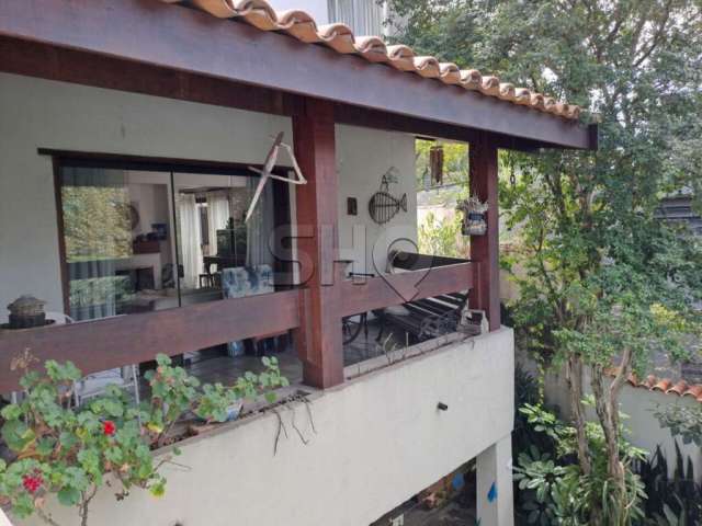 Casa com 4 quartos à venda na Rua Traipu, 913, Pacaembu, São Paulo por R$ 3.300.000