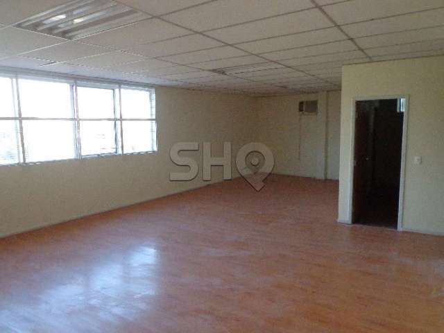 Sala comercial com 4 salas para alugar na Rua do Bosque, 1234, Barra Funda, São Paulo por R$ 4.400