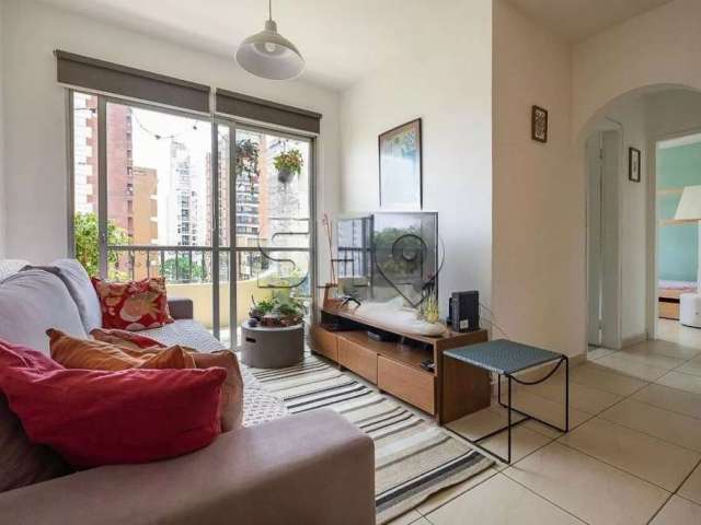 Apartamento com 2 quartos à venda na Rua Pascoal Vita, 405, Vila Madalena, São Paulo por R$ 900.000